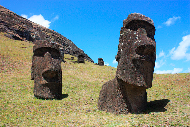Moais Ilha de Pascoa - Coleção de Tantrese Esculturas
