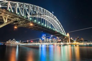 Um dos pontos turísticos da Austrália: Sydney Harbour Bridge.