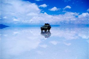 Salar de Uyuni, o maior deserto de sal do mundo