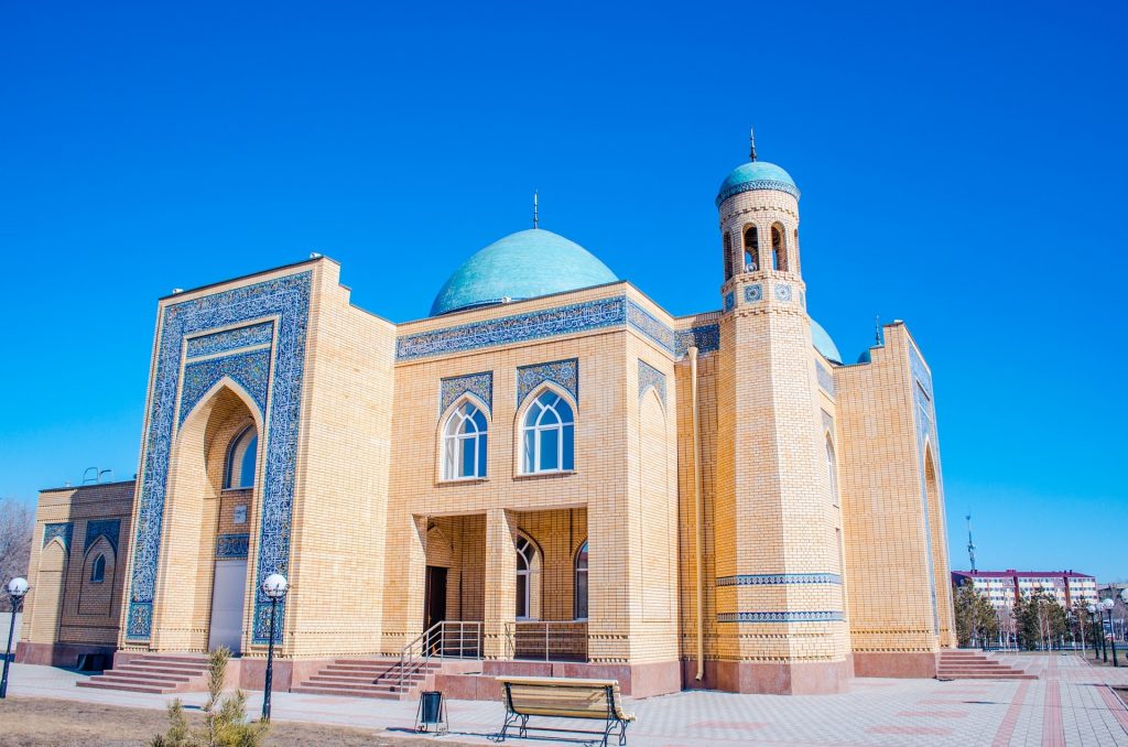 cazaquistão e uzbequistão