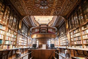 Livraria-Lello-Porto-Portugal-galeria80